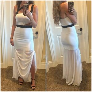 BCBG White and Black Maxi Gown Bride of Chucky Dress Cut Out Strappy Size 2 XS